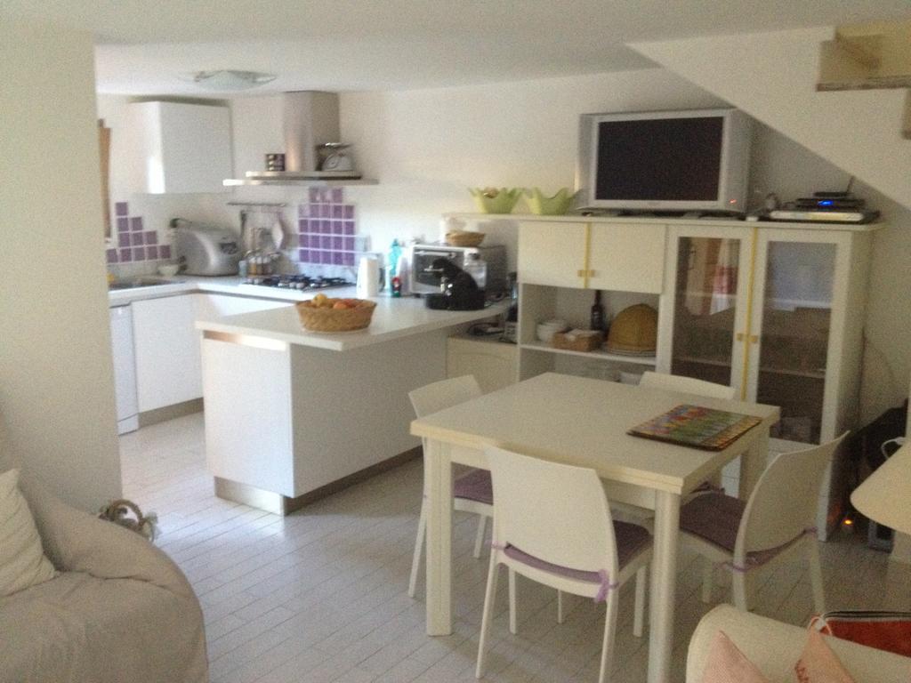 Luxury Apartment Sardegna 마리나디포르티쏘 객실 사진